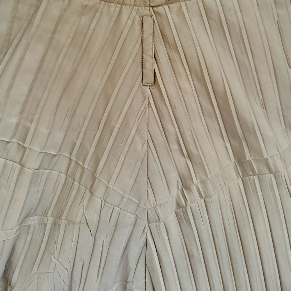 SAGA Pleated Cottagecore Lagenlook Adjustable Drawstring Hem Champagne Skirt - Picture 9 of 16